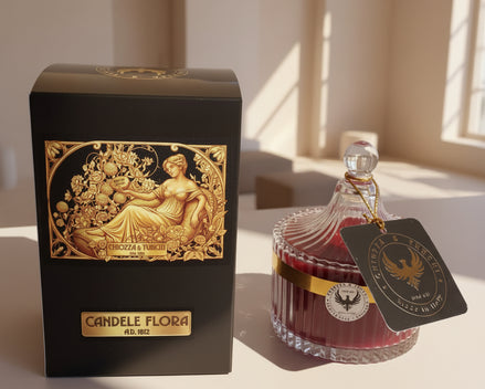 Blueberry, Raspberry and Wild Strawberry perfumed candle 250 ml, in XIX century style  diamond glass jar