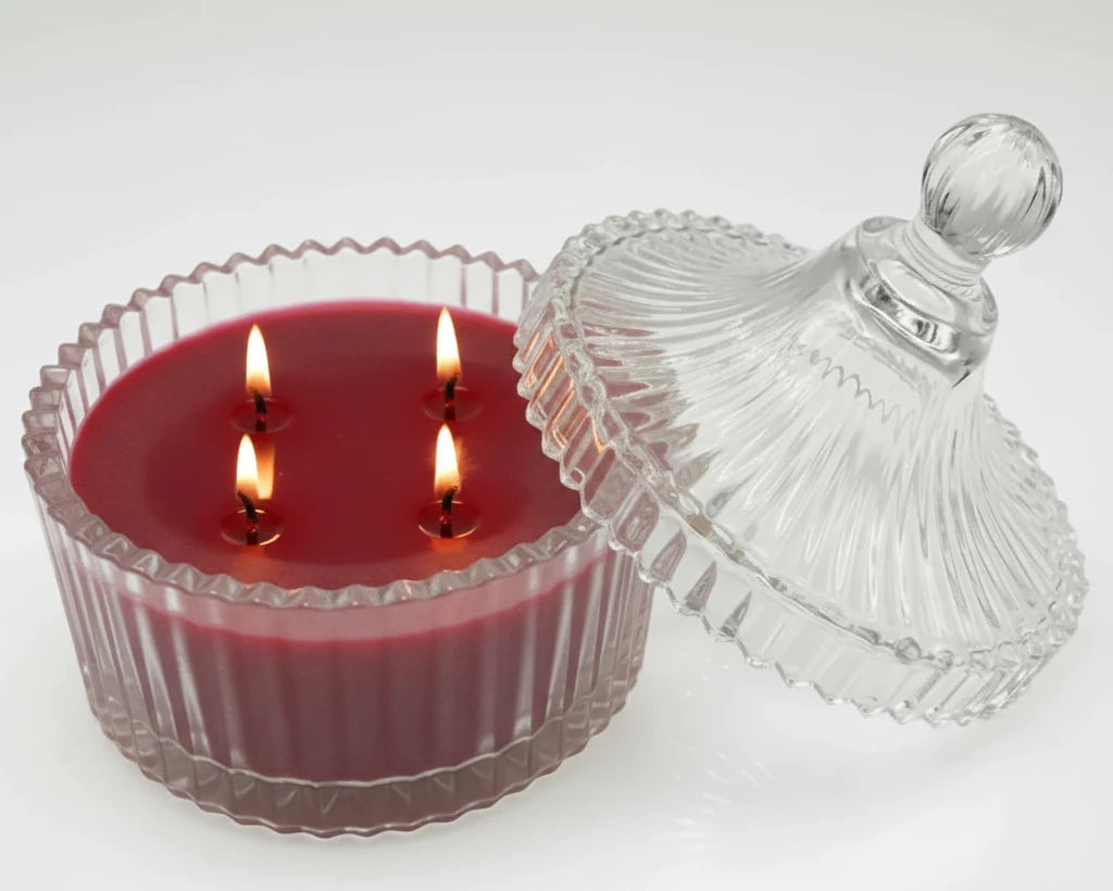 Blueberry, Raspberry and Wild Strawberry perfumed candle 250 ml, in XIX century style  diamond glass jar
