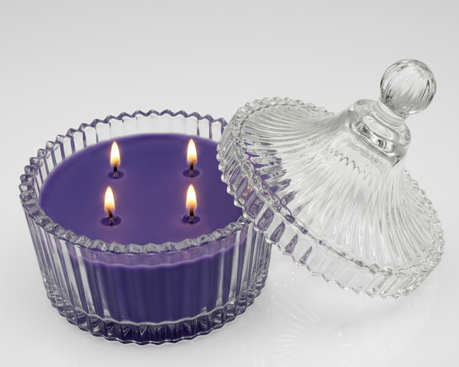 Lavender perfumed candle 250 ml, in XIX century style  diamond glass jar