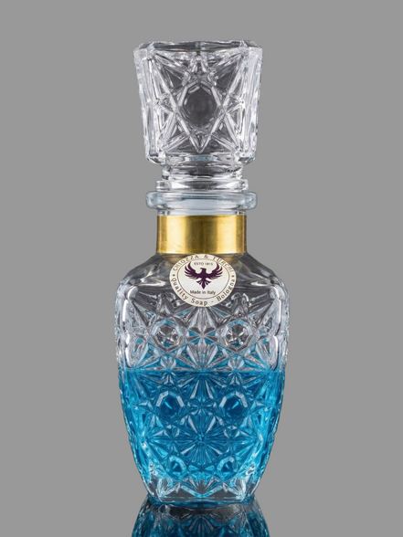 Aromatic Sea Breeze Home Essence in an original XIX century style diamond glass jar, as was customary in the 19th century.