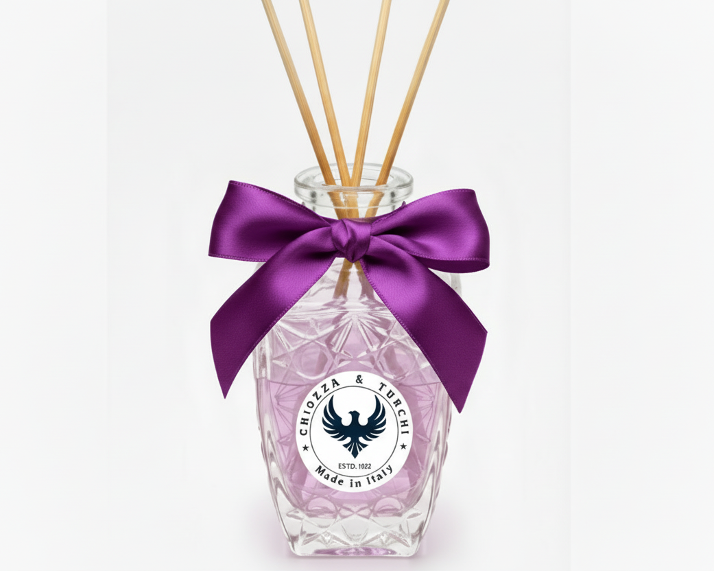 Aromatic Lavender Home Essence in an original XIX century style diamond glass jar, as was customary in the 19th century.